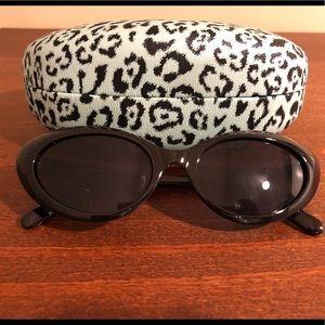 Cat eye Betsey Johnson sunglasses